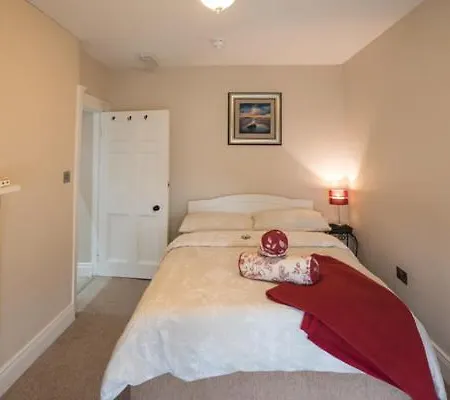The Suite On The Diamond Donegal Town Exterior photo