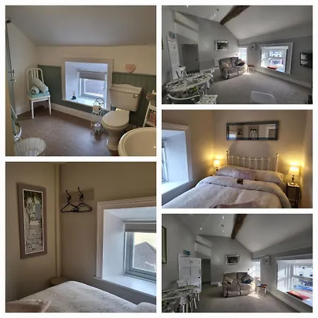 The Suite On The Diamond Donegal Town Exterior photo